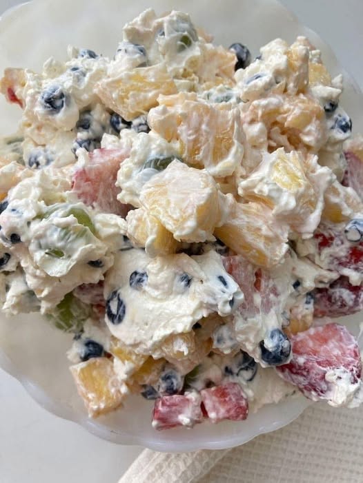 CHEESECAKE FRUIT SALAD